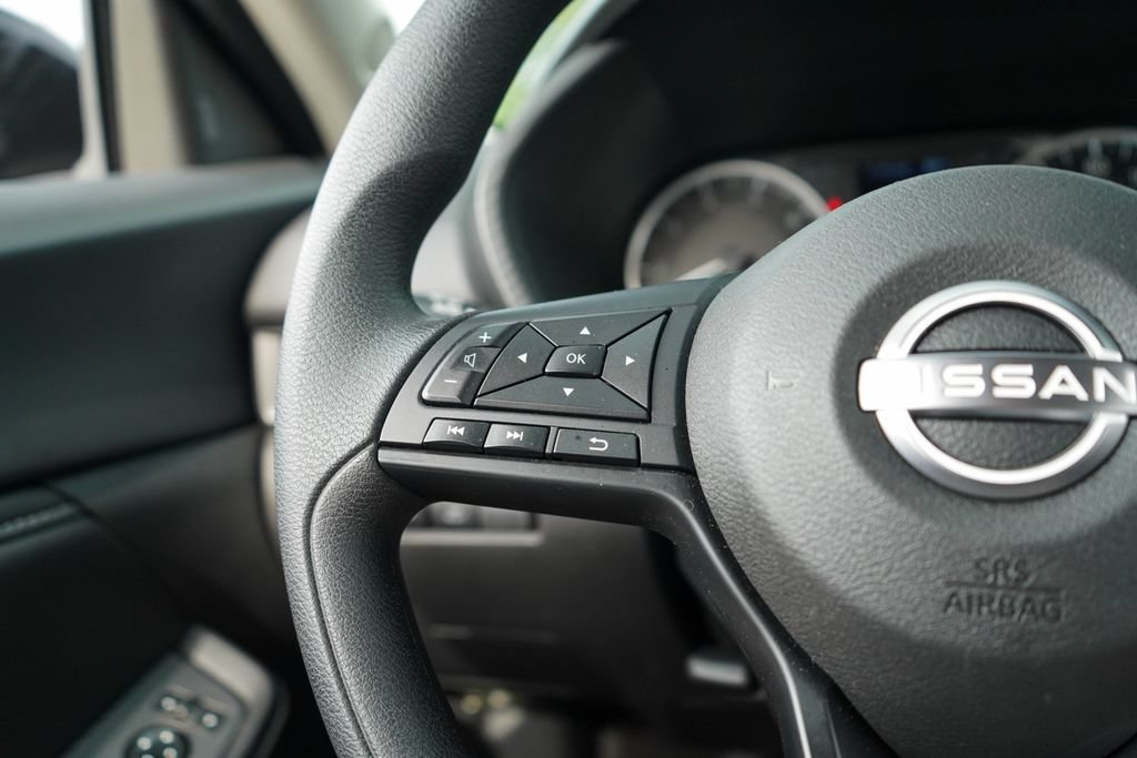 Used 2025 Nissan Sentra S w/ Lighting Package FWD image 31