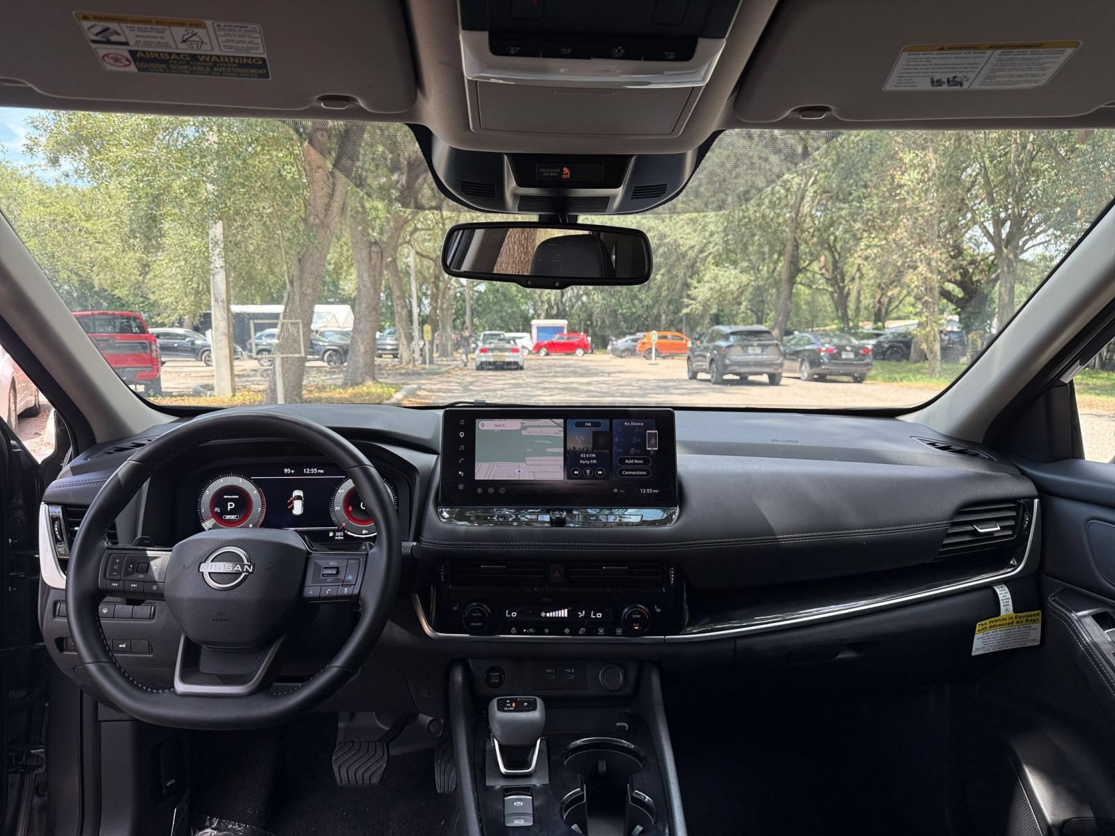 Used 2026 Nissan Rogue SL FWD image 28
