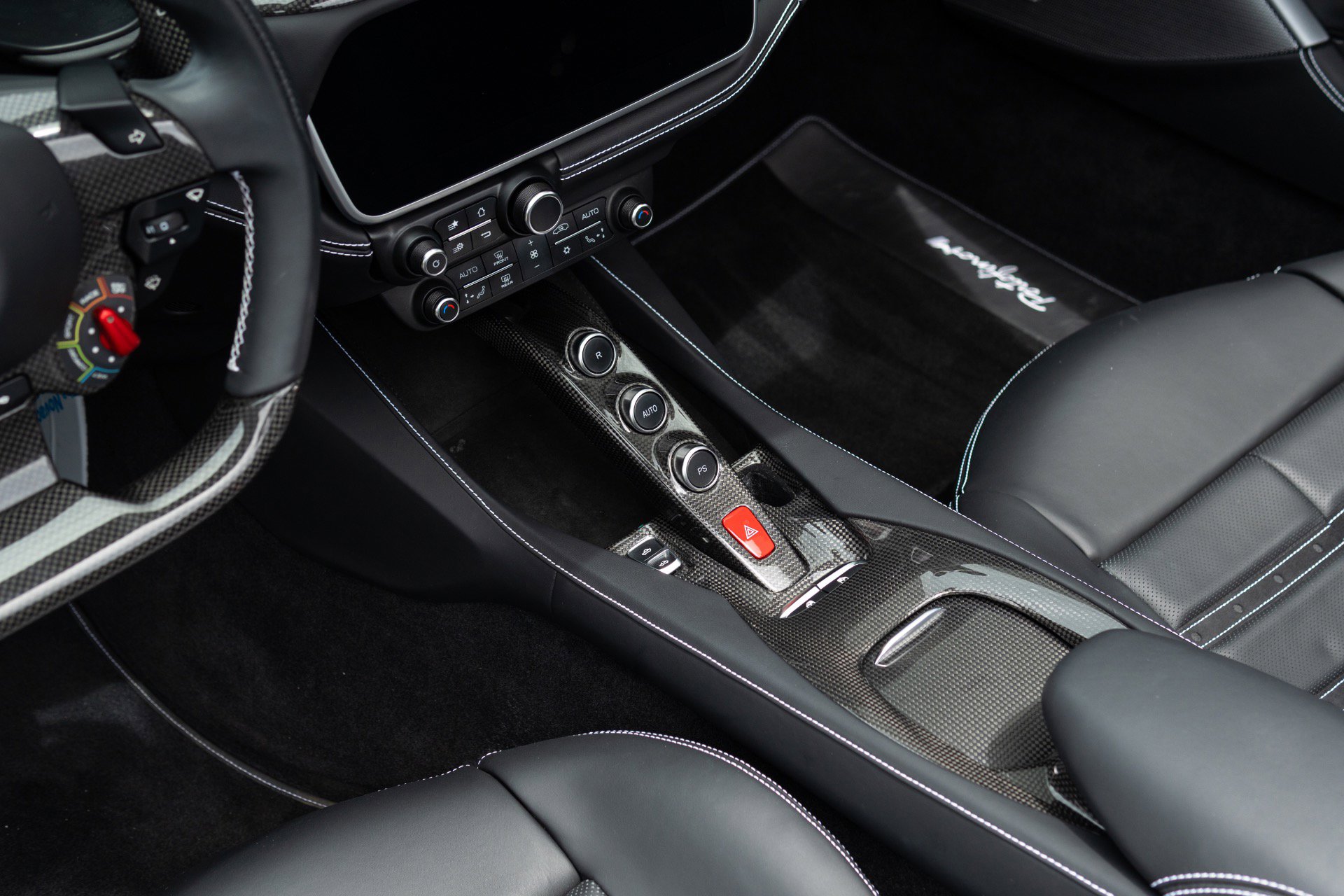 Used 2023 Ferrari Portofino M RWD image 6