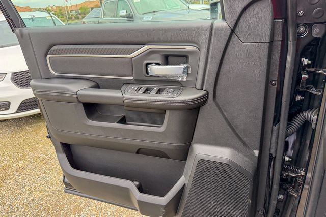 New 2026 RAM 2500 Big Horn AWD/4WD image 16