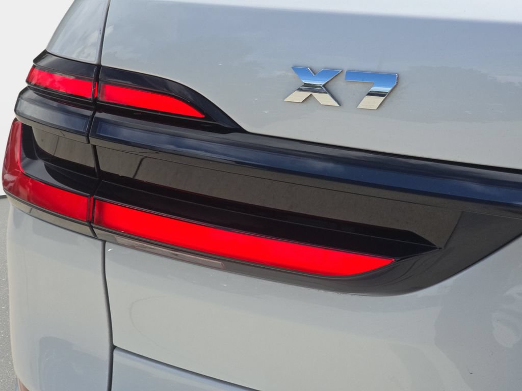 Certified 2024 BMW X7 M60i w/ Executive Package AWD/4WD image 18
