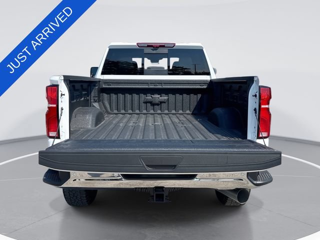 New 2026 Chevrolet Silverado 2500 LTZ w/ LTZ Premium Package AWD/4WD image 24