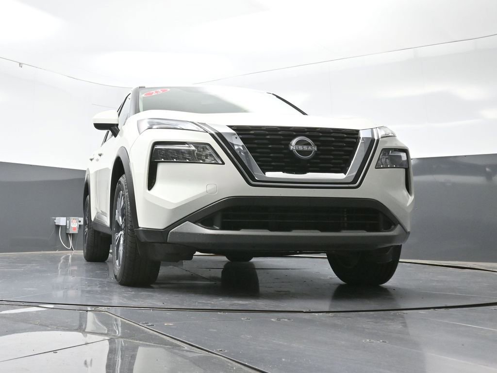 Used 2023 Nissan Rogue SV image 51