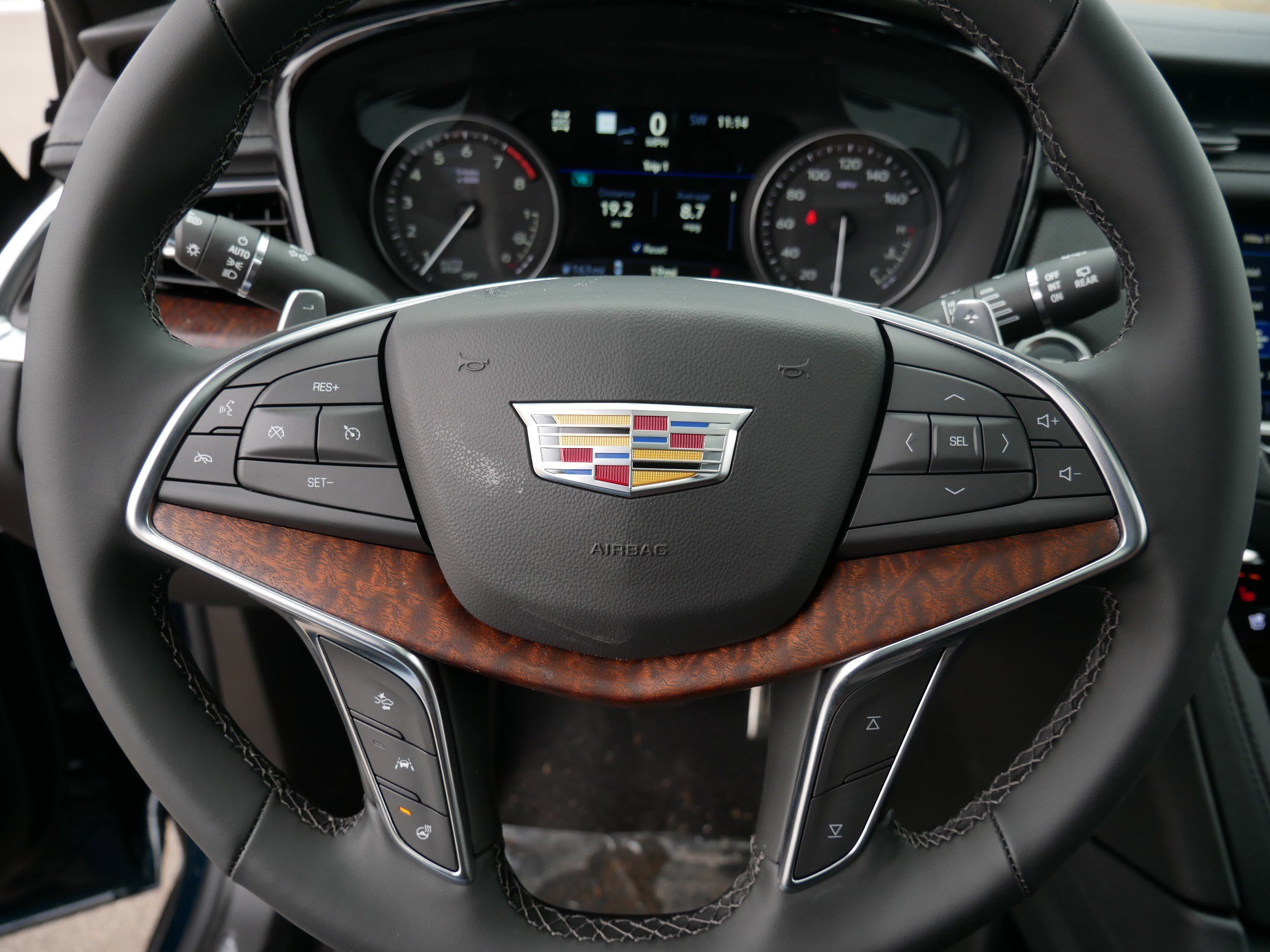 New 2026 Cadillac XT5 Sportv w/ LPO, Onyx Lite Package image 26