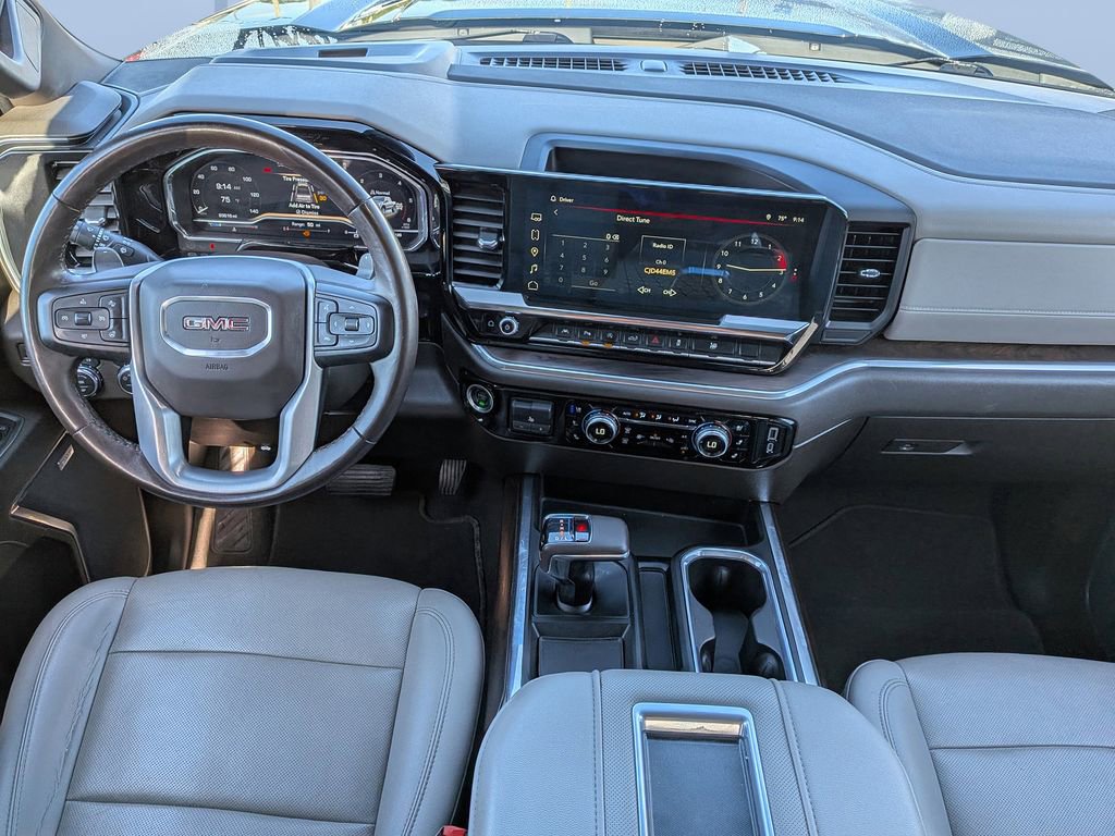 Used 2022 GMC Sierra 1500 SLT w/ SLT Premium Plus Package AWD/4WD image 16