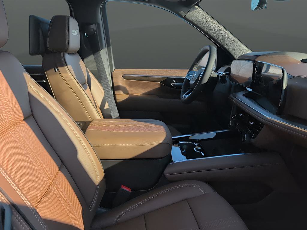 New 2026 Chevrolet Suburban High Country image 34