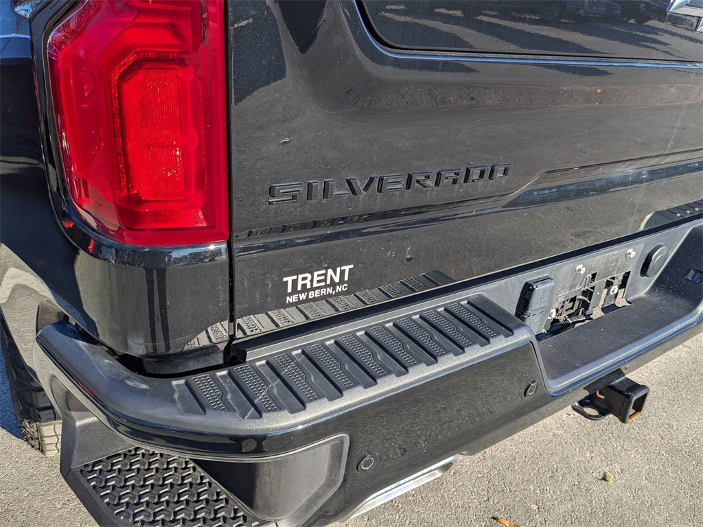 Used 2024 Chevrolet Silverado 1500 LT Trail Boss w/ LT Trail Boss Premium Package image 5