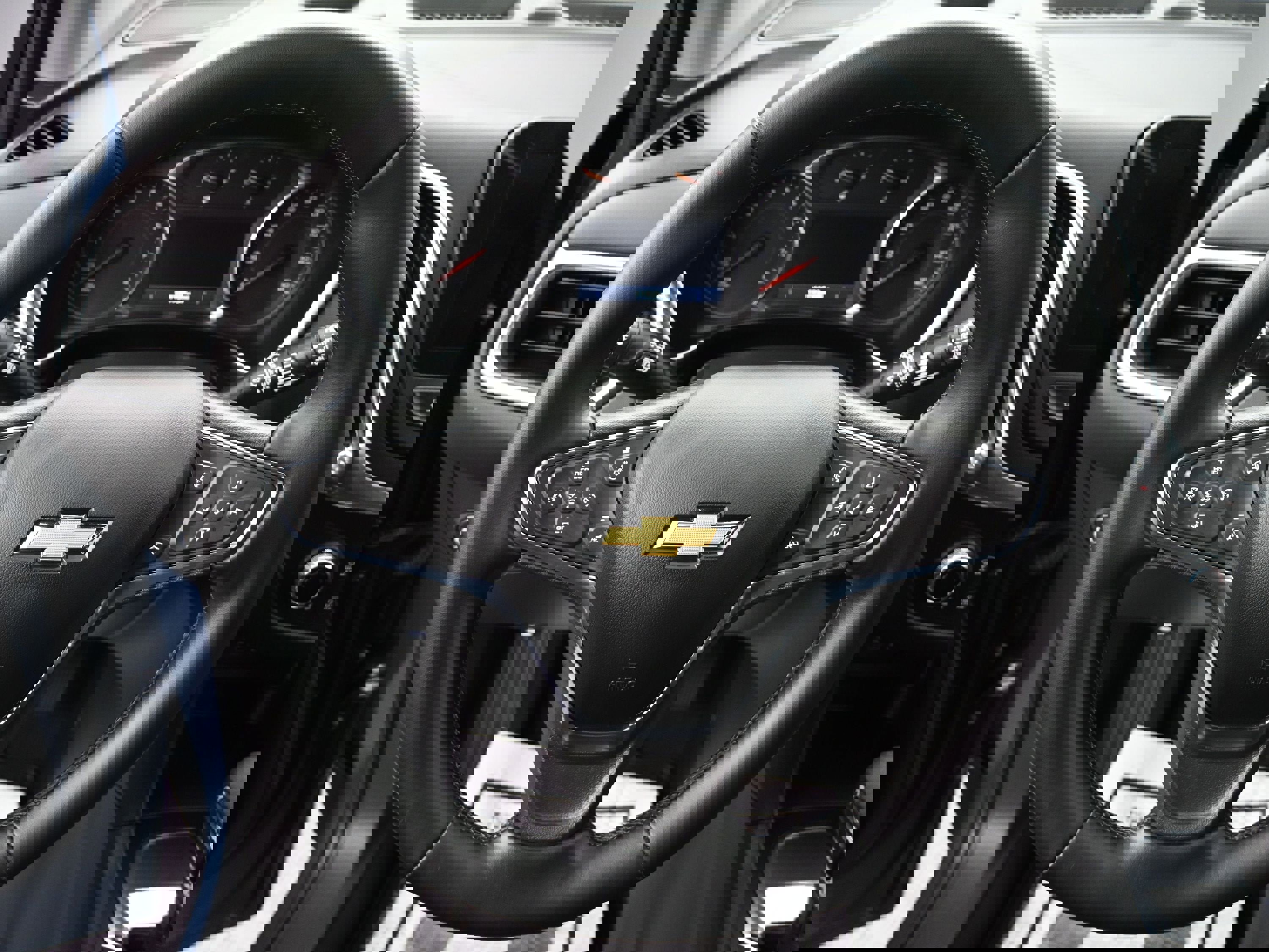 Used 2024 Chevrolet Equinox LT image 11