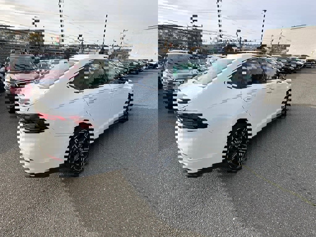 Used 2024 Honda Accord Sport image 7