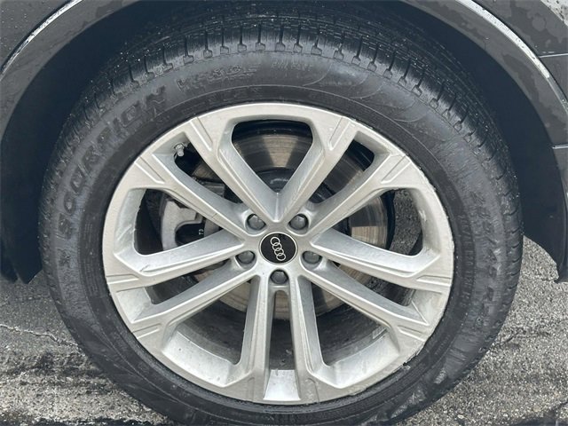 Certified 2025 Audi Q7 3.0T Prestige w/ Prestige Package image 10