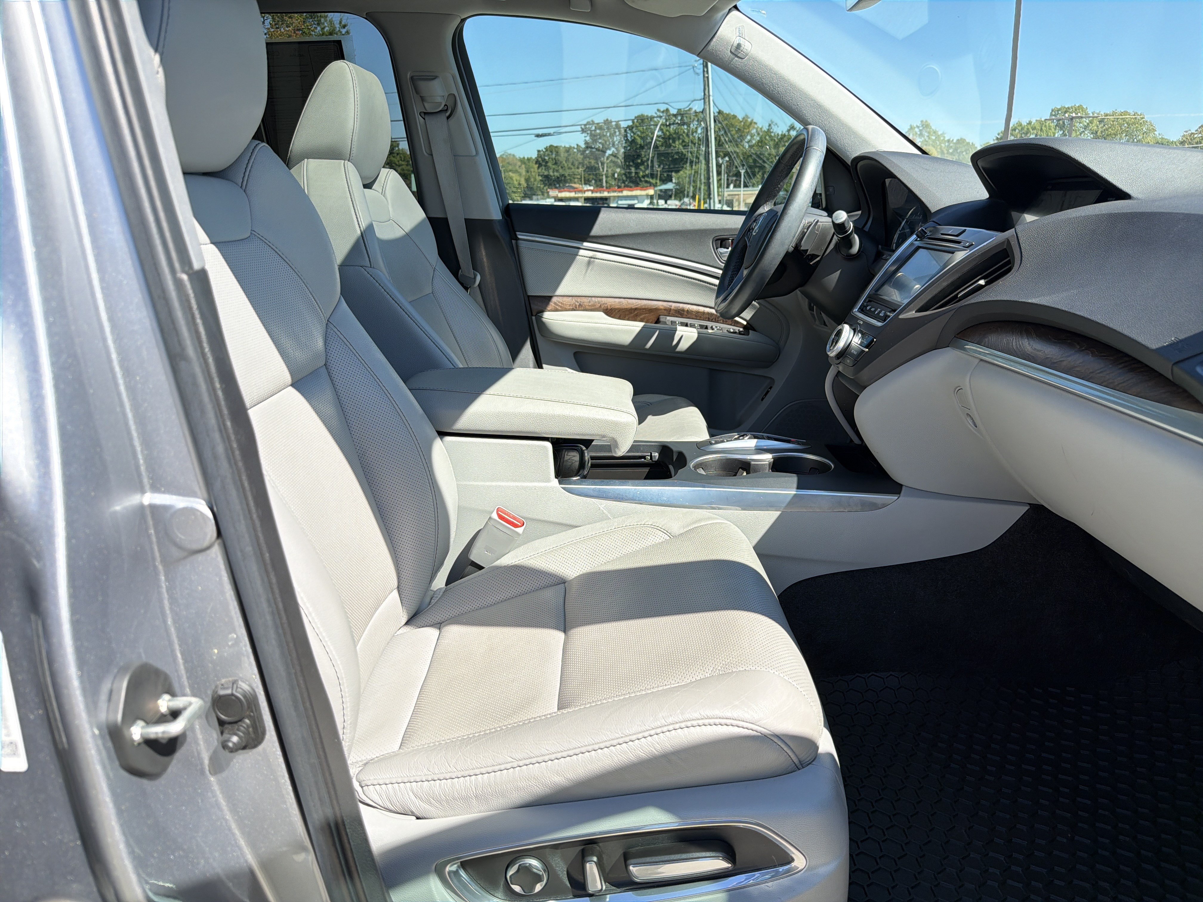 Used 2020 Acura MDX w/ Technology Package AWD/4WD image 34