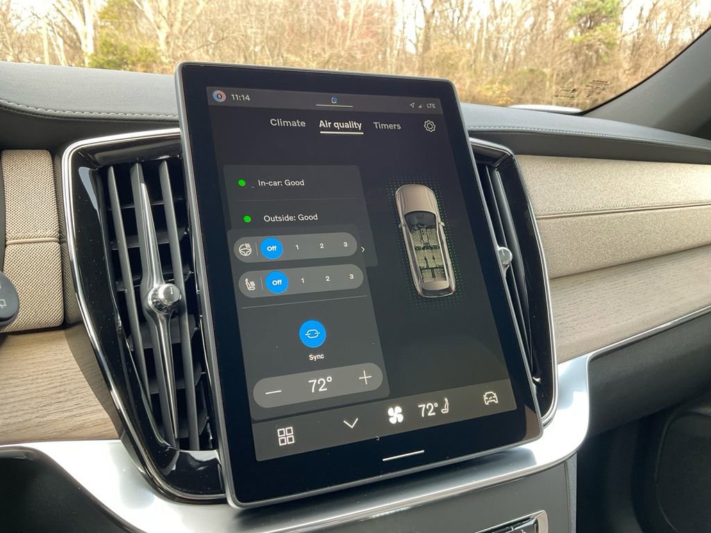 New 2026 Volvo XC90 T8 Core image 21