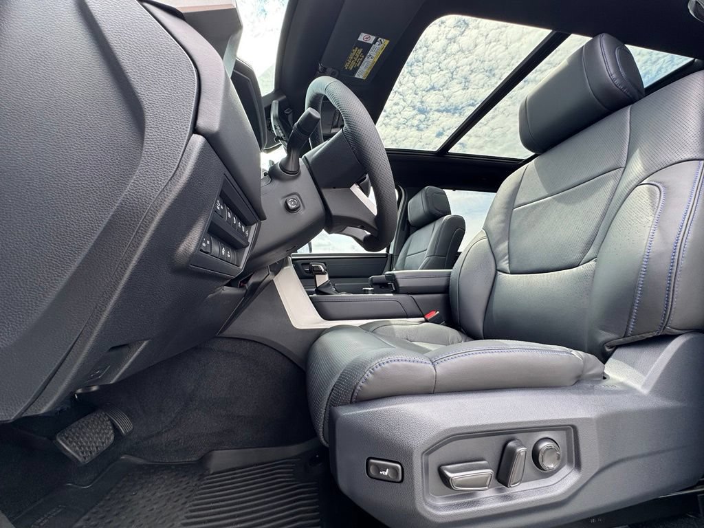 Used 2026 Toyota Tundra Platinum AWD/4WD image 16
