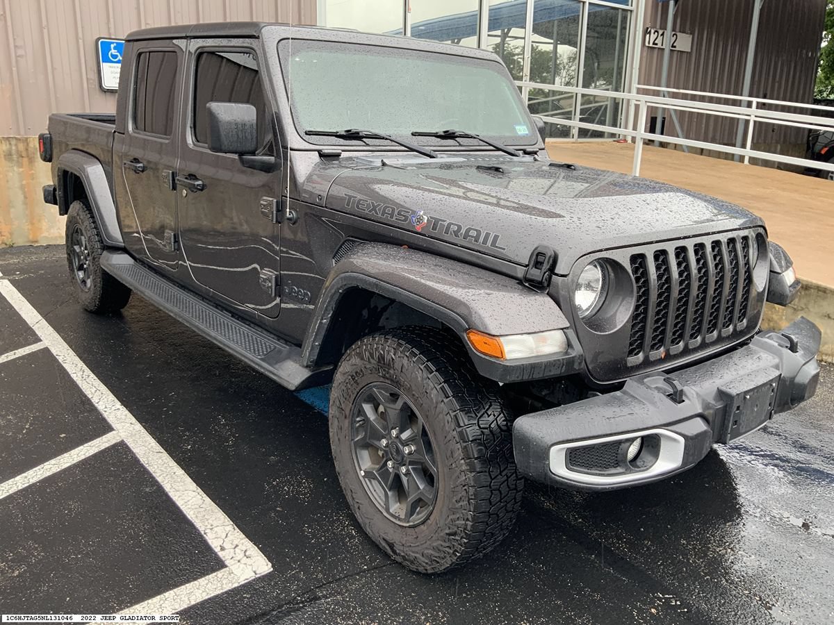 Used 2022 Jeep Gladiator Sport AWD/4WD image 6