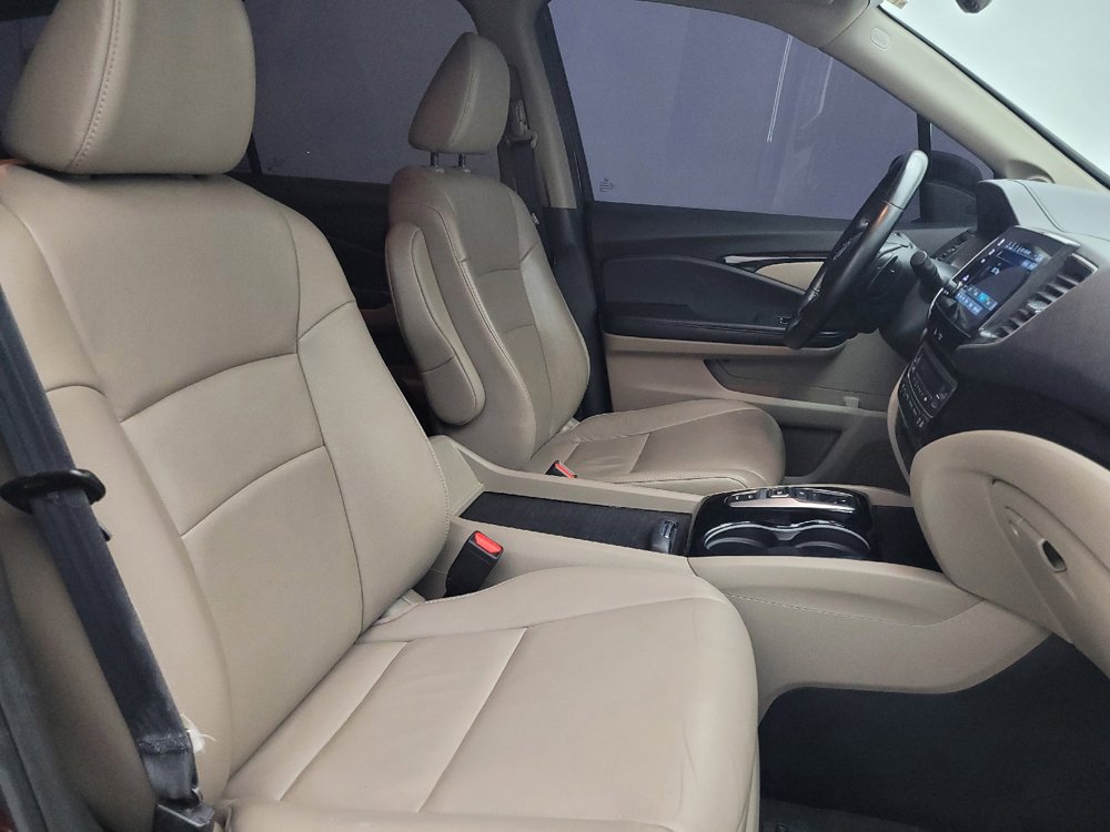 Used 2020 Honda Pilot Touring image 21