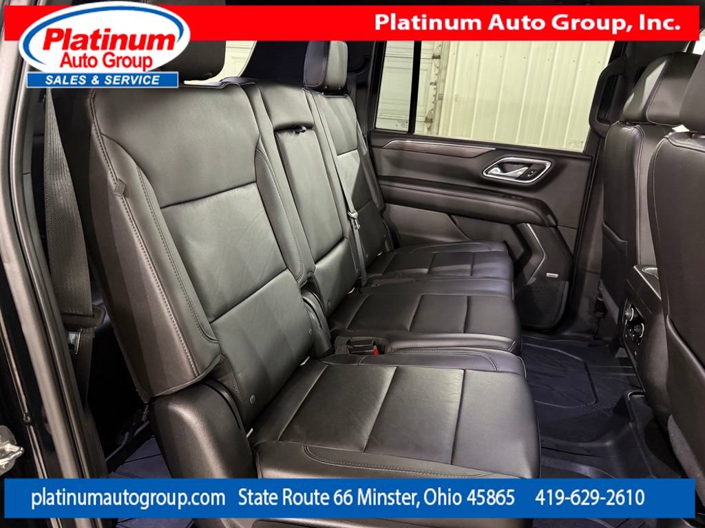 Used 2021 Chevrolet Suburban Z71 w/ Z71 Signature Package AWD/4WD image 39