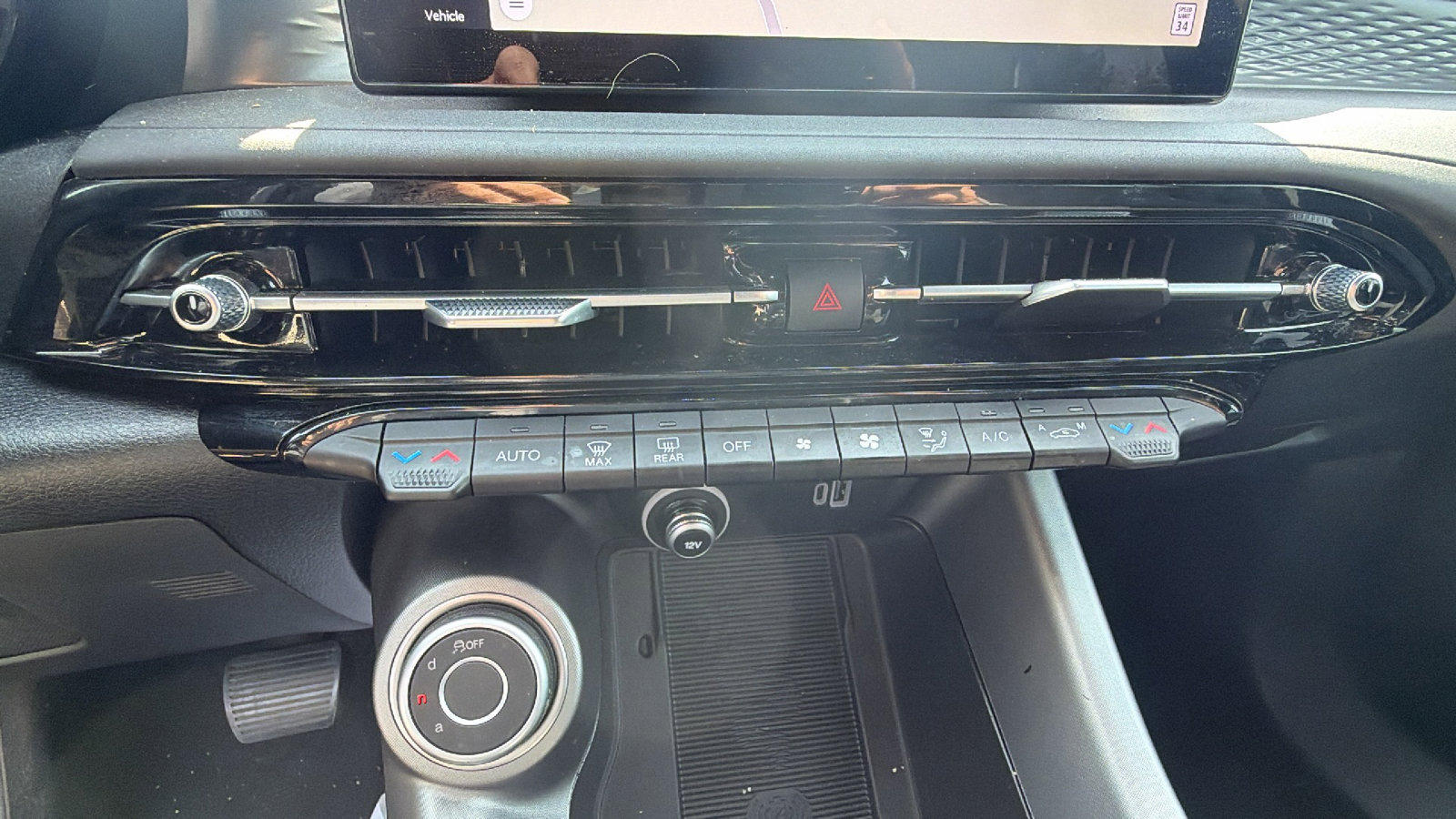 Used 2024 Alfa Romeo Tonale Sprint image 32