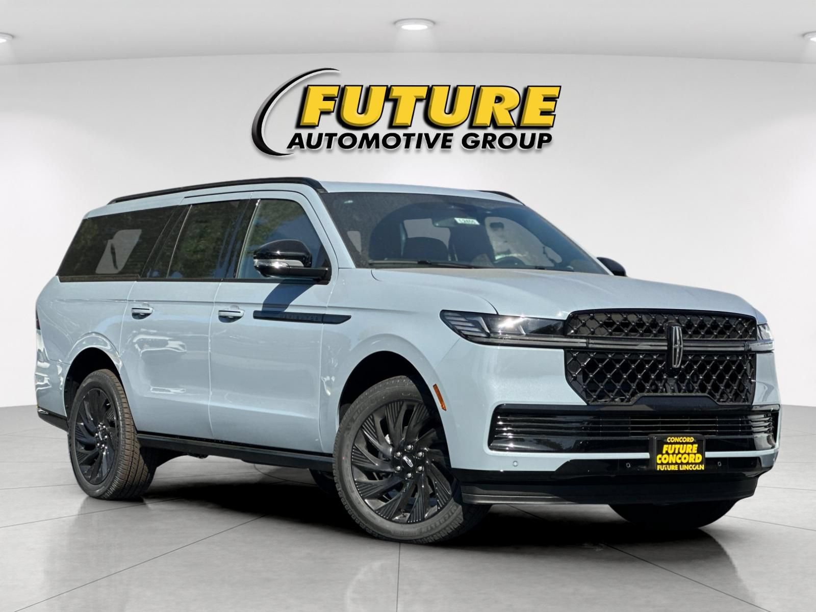 New 2026 Lincoln Navigator L Reserve w/ Jet Appearance Package AWD/4WD video 1