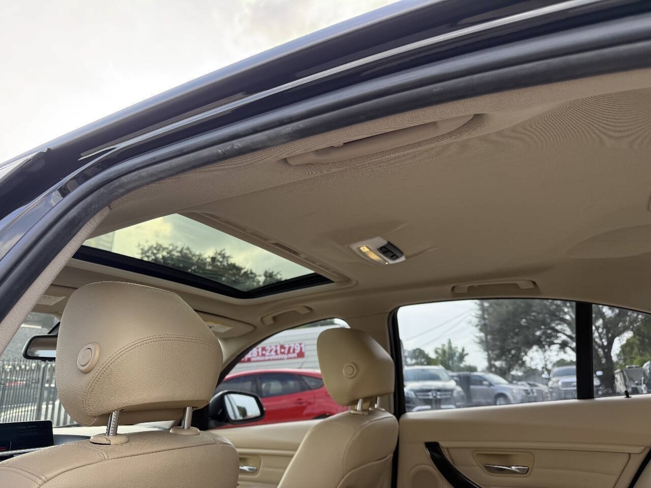 Used 2015 BMW 328d Sedan RWD image 18