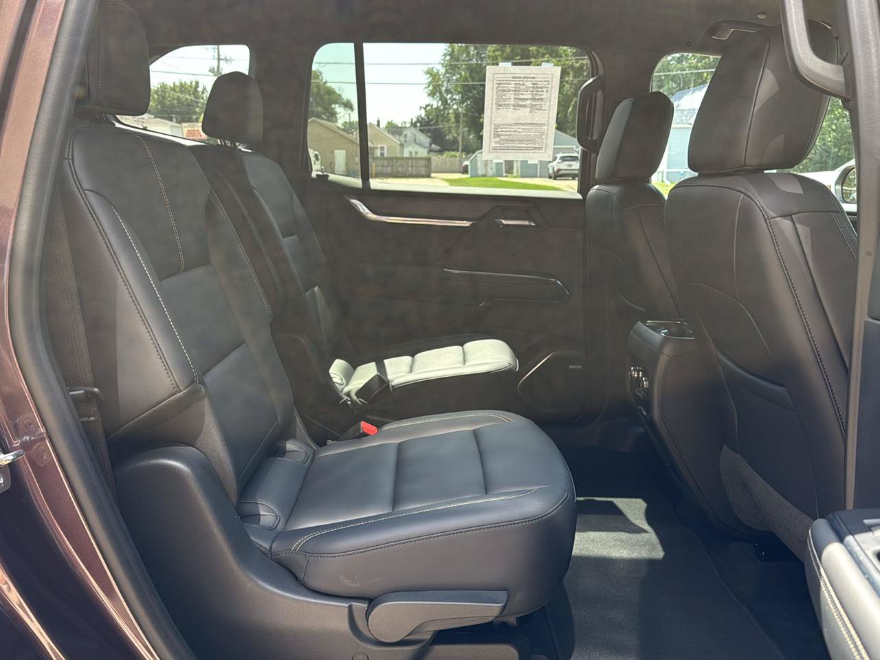 Used 2024 GMC Acadia Elevation AWD/4WD image 25