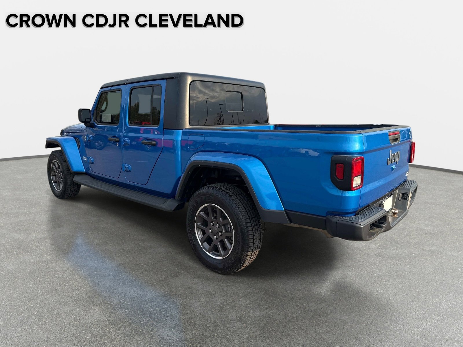 Used 2022 Jeep Gladiator Overland image 6