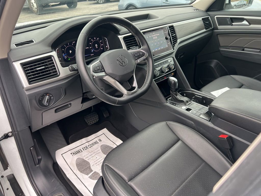 Used 2023 Volkswagen Atlas SE image 15