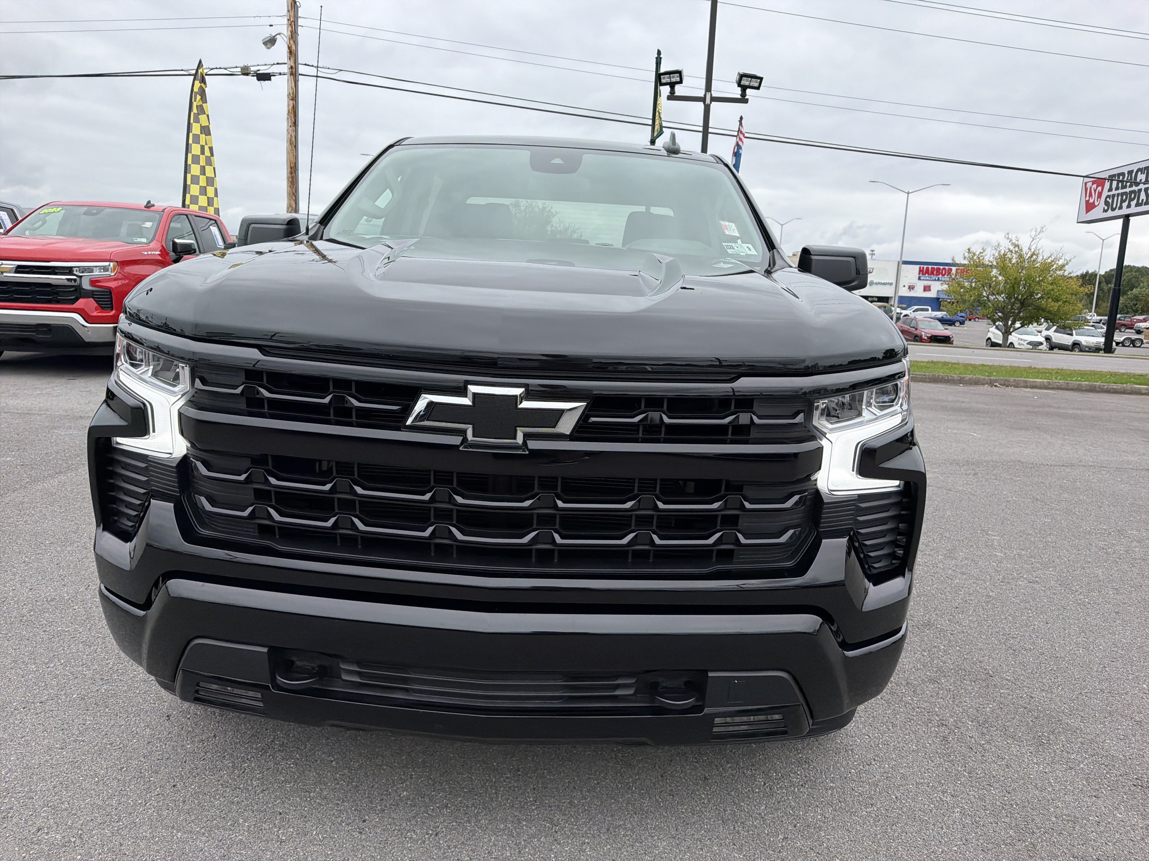 Certified 2026 Chevrolet Silverado 1500 RST AWD/4WD image 2