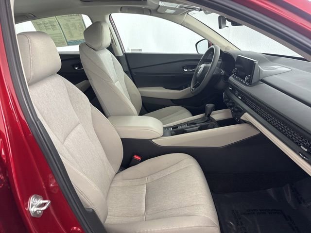 Certified 2024 Honda Accord EX image 27