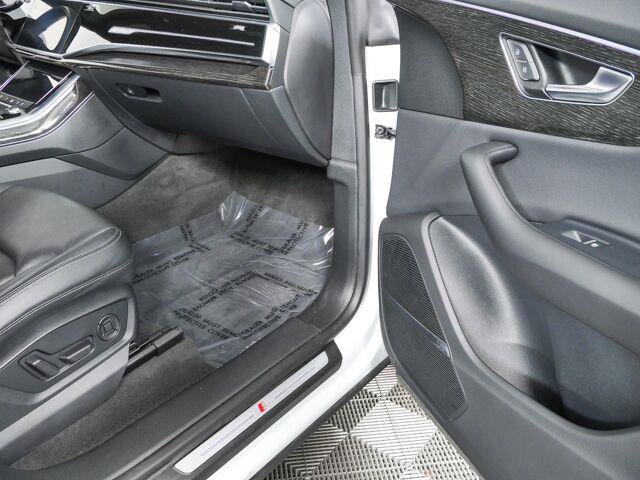 Used 2021 Audi Q8 Premium Plus w/ Premium Plus Package AWD/4WD image 35