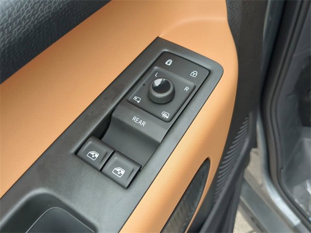 New 2025 Volkswagen ID. Buzz Pro S Plus image 17