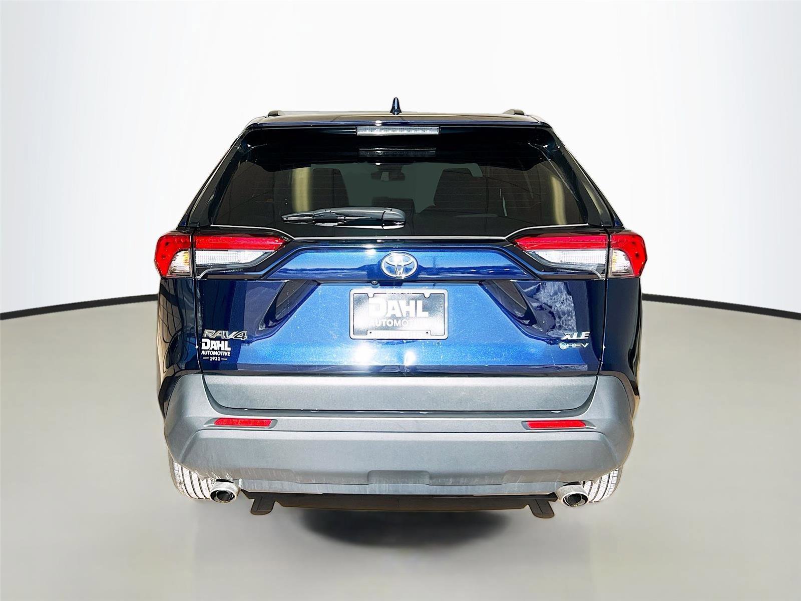 Used 2025 Toyota RAV4 XLE image 4