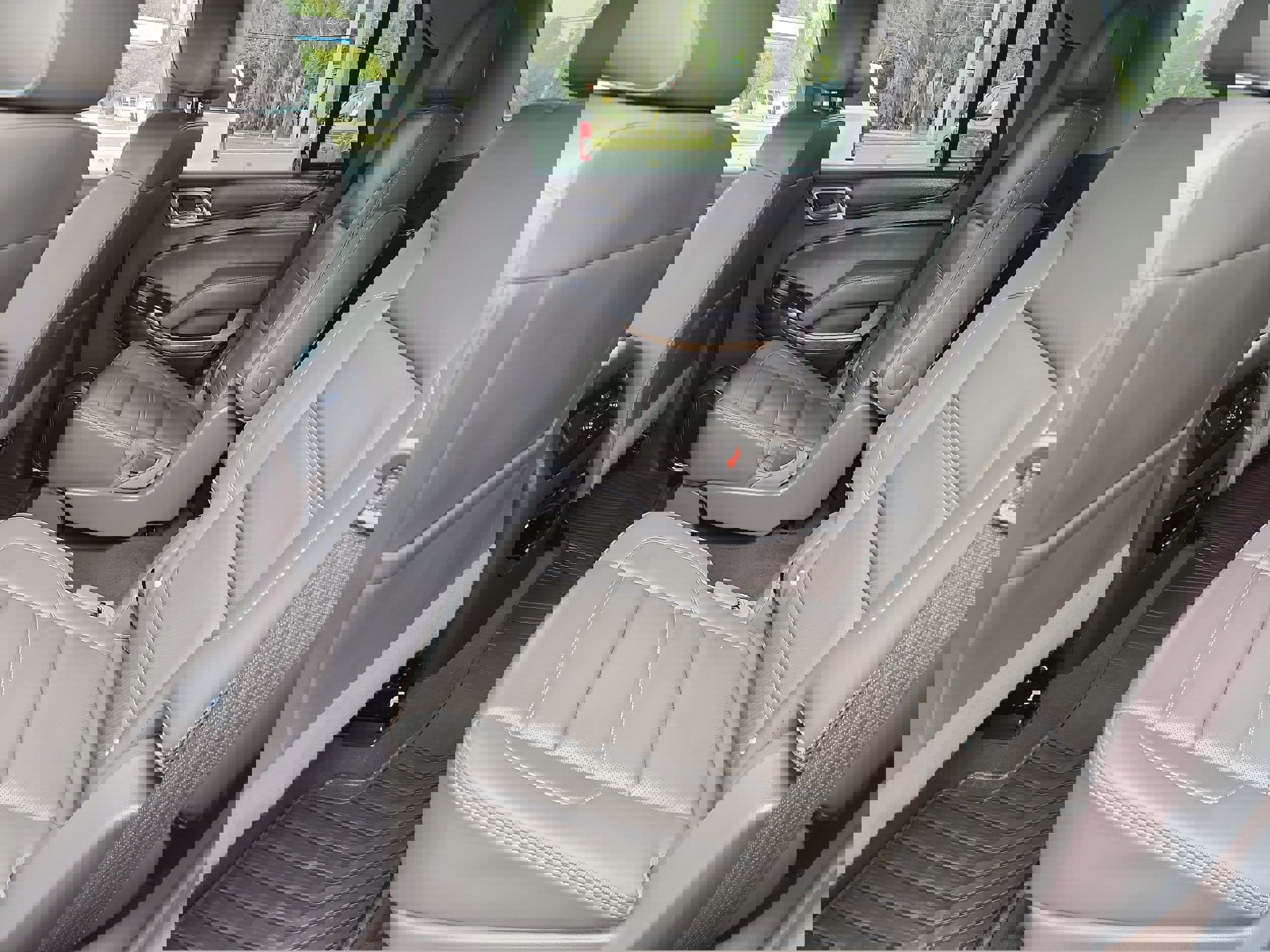 Used 2019 GMC Yukon Denali w/ Denali Ultimate Package image 15