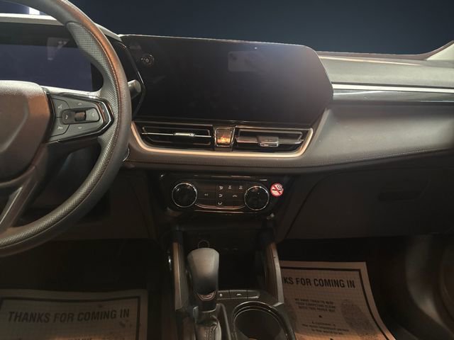 Used 2025 Chevrolet TrailBlazer LT image 11