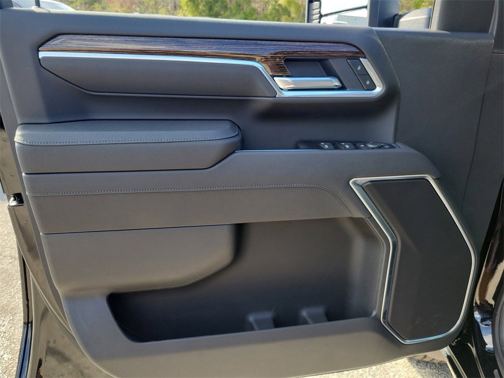New 2026 GMC Sierra 2500 SLE w/ Preferred Package image 19