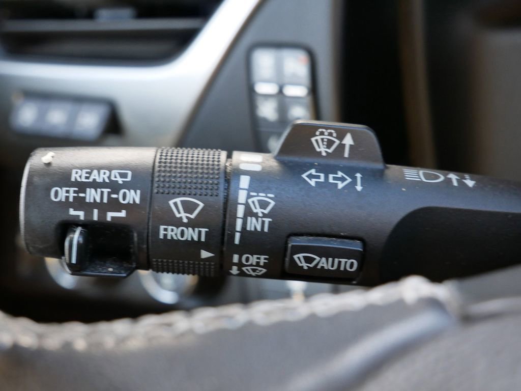 Used 2020 Chevrolet Tahoe Premier w/ Premier Plus Edition image 32