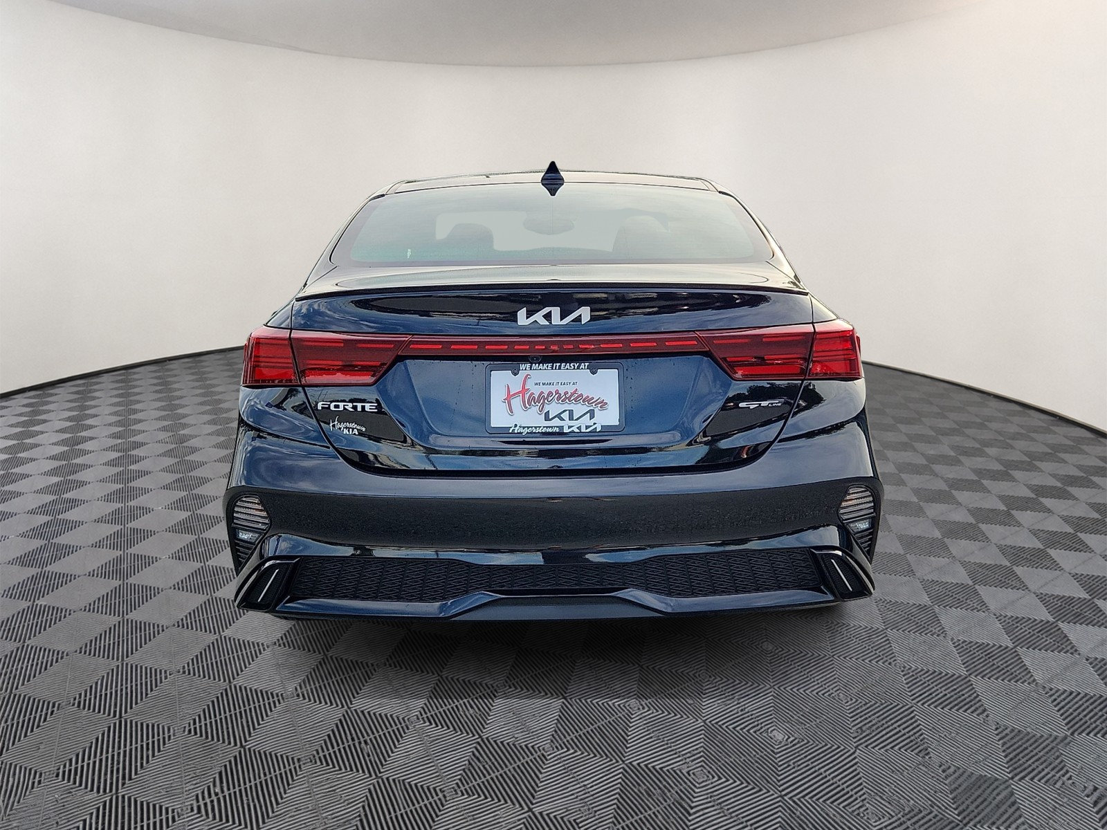 Certified 2023 Kia Forte GT-Line w/ GT-Line Technology Package FWD image 5