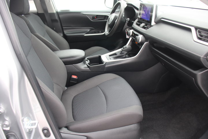 Certified 2024 Toyota RAV4 LE FWD image 19