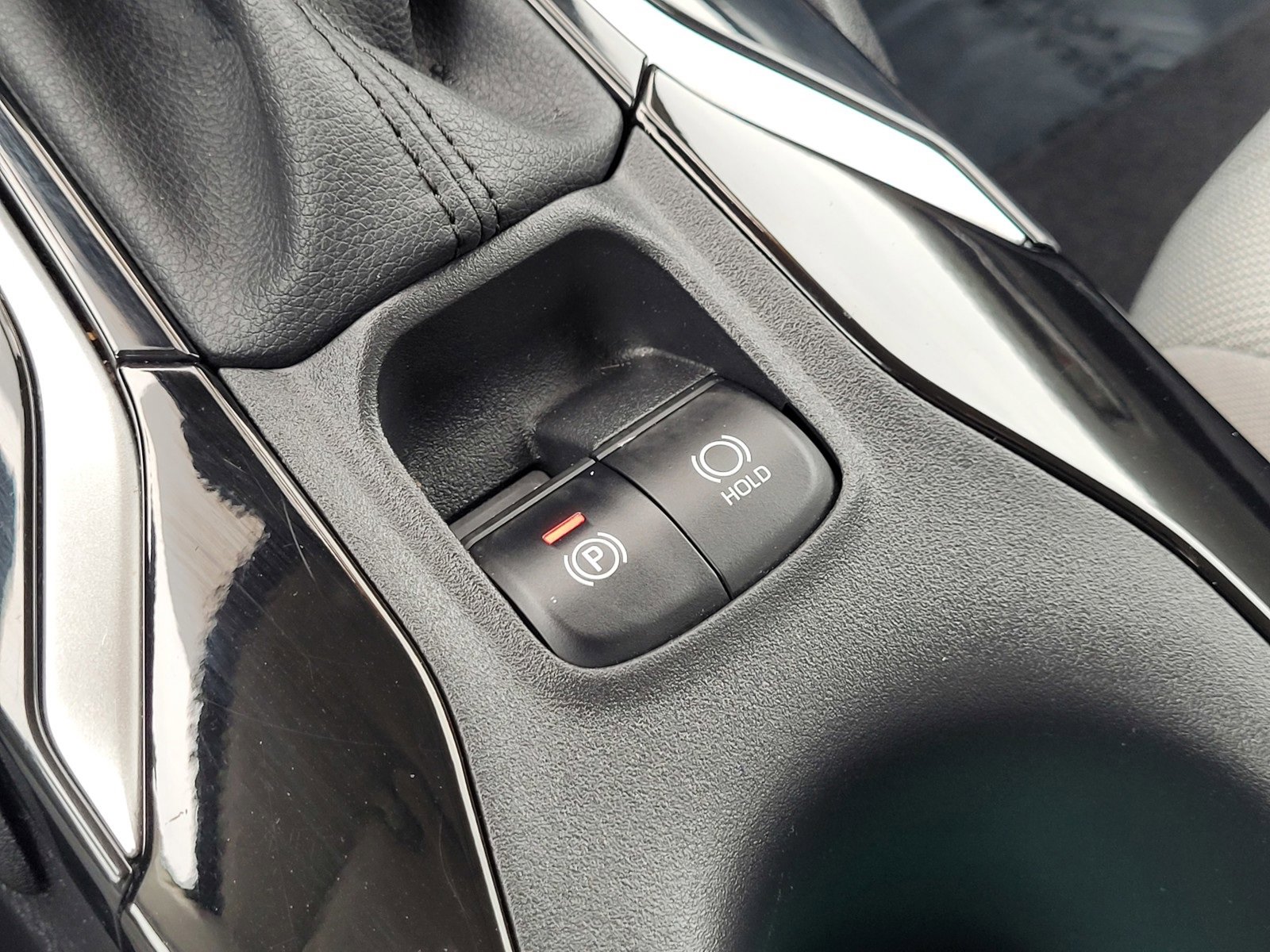 Used 2020 Toyota Corolla LE image 27