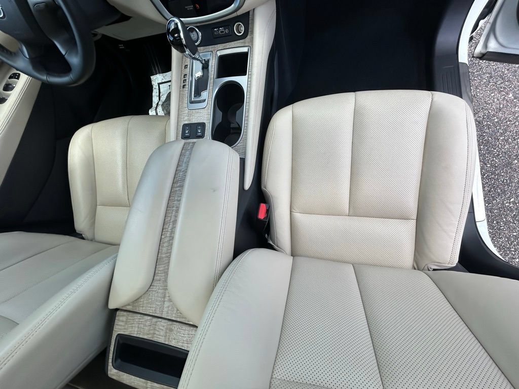 Certified 2024 Nissan Murano SL FWD image 46