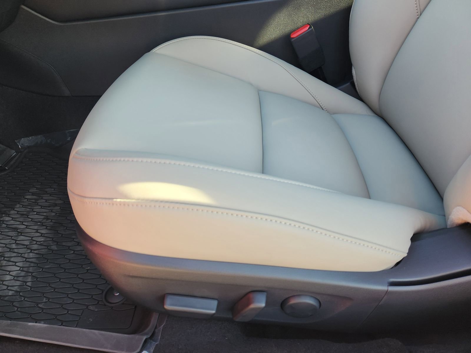 New 2026 MAZDA MAZDA3 PREFERRED image 23