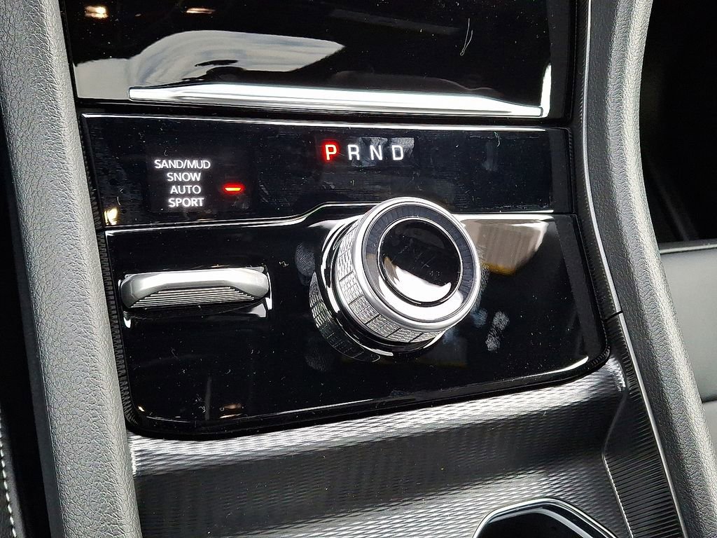 New 2025 Jeep Grand Cherokee L Limited image 12