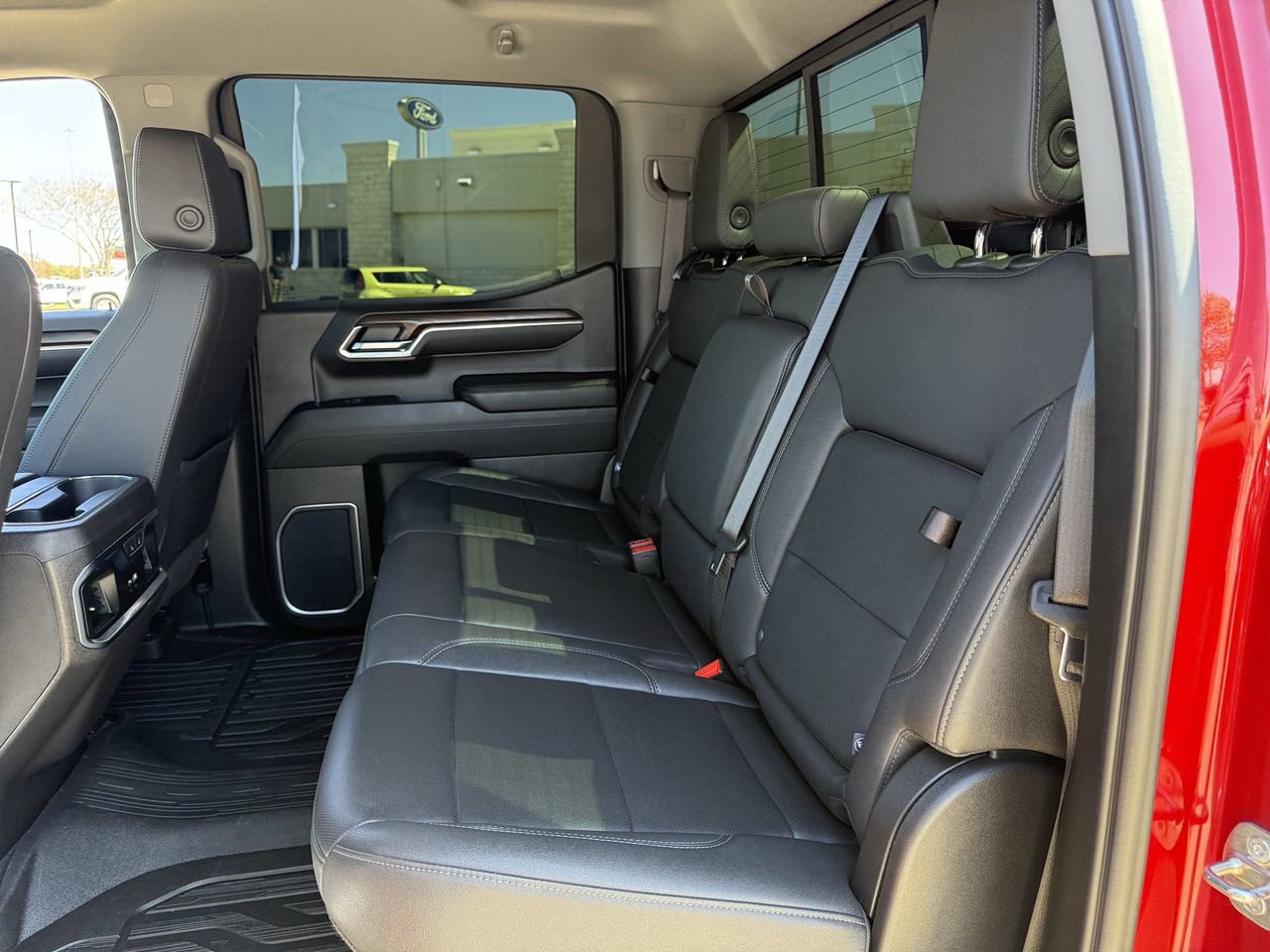 Used 2024 GMC Sierra 1500 SLT w/ SLT Premium Plus Package image 26
