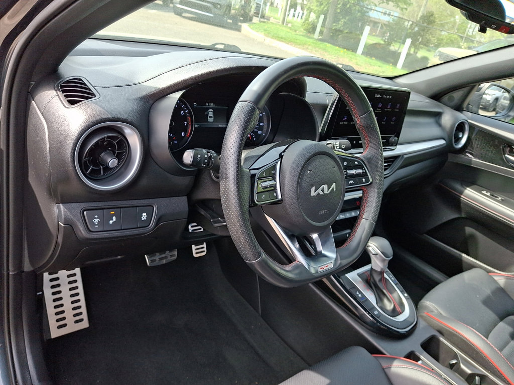 Used 2023 Kia Forte GT w/ GT2 Package FWD image 25