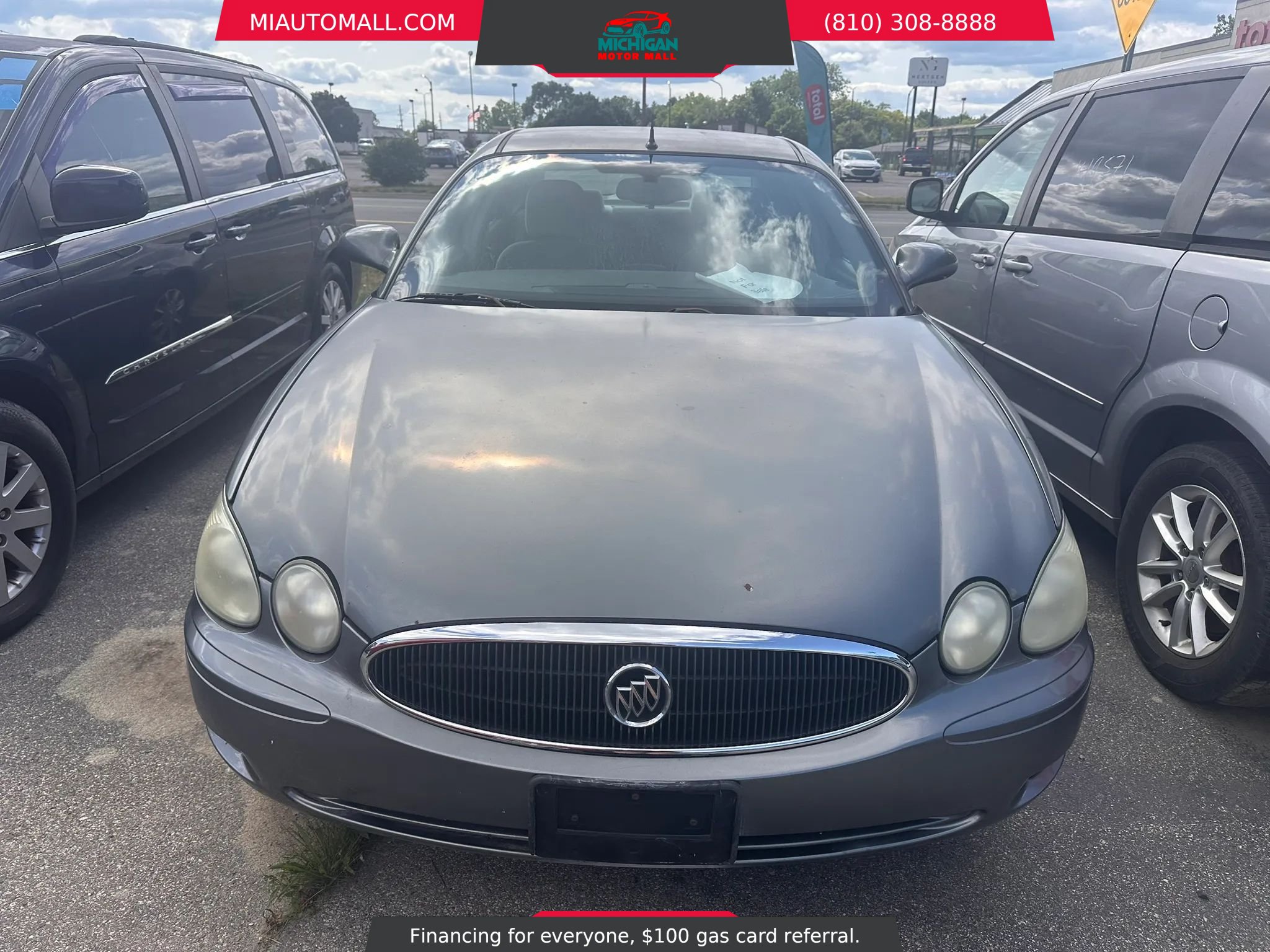 Used 2005 Buick LaCrosse CX w/ Silver Convenience Package FWD image 2