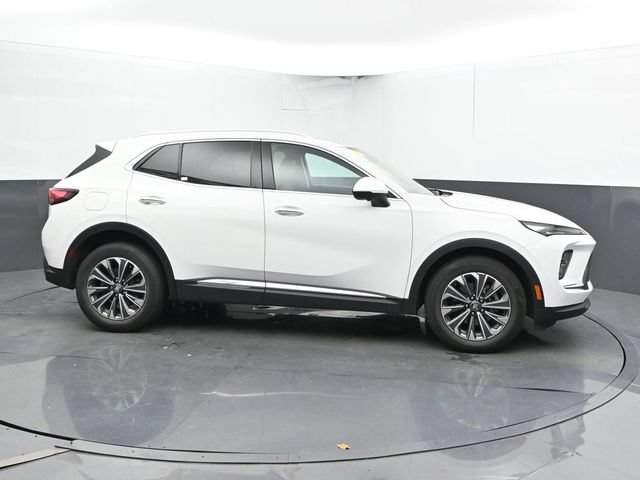 Used 2024 Buick Envision Preferred AWD/4WD image 4