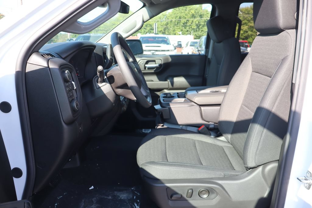 New 2026 Chevrolet Silverado 1500 Custom AWD/4WD image 5