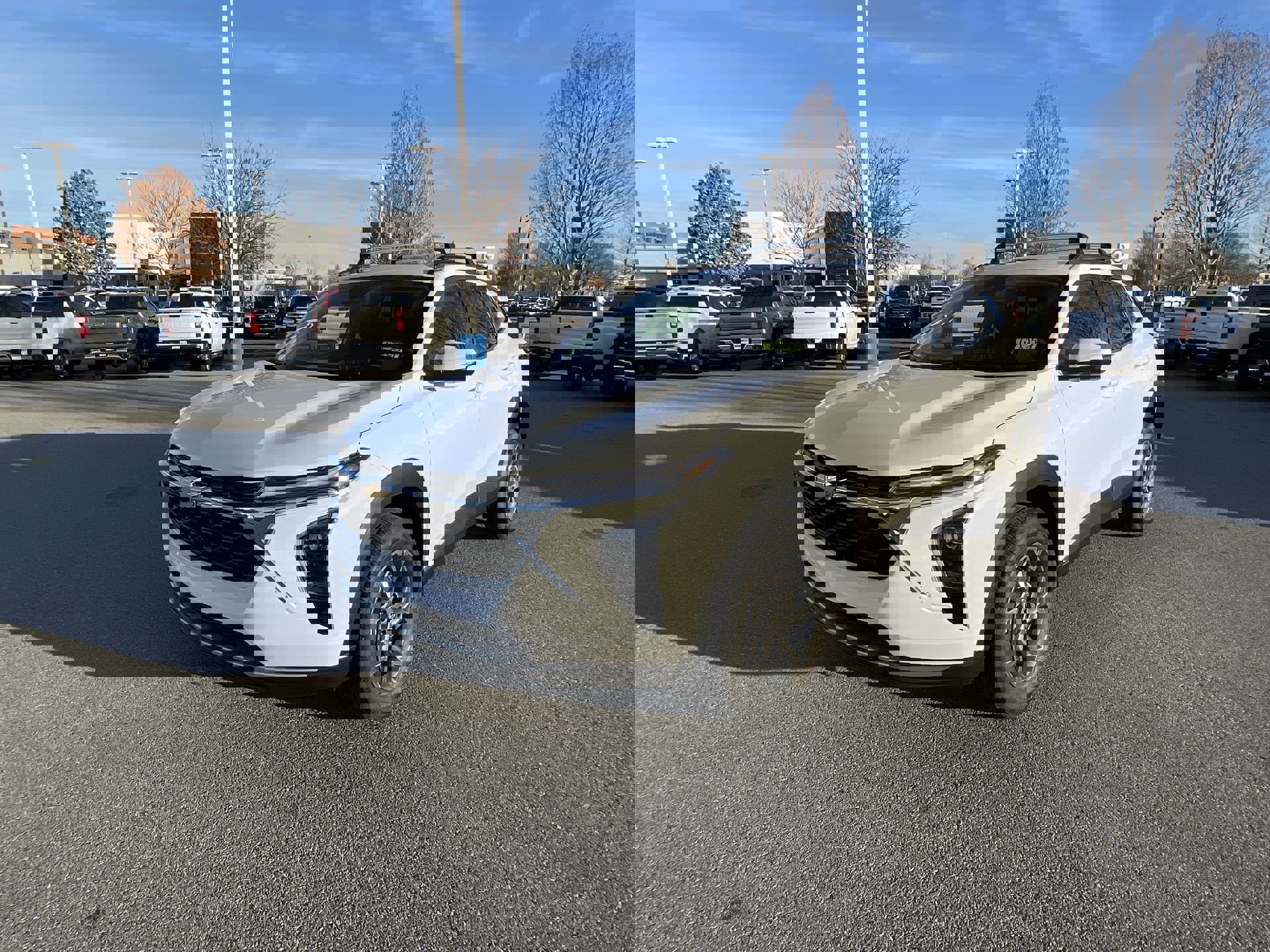 New 2025 Chevrolet Trax LT w/ Driver Confidence Package image 1