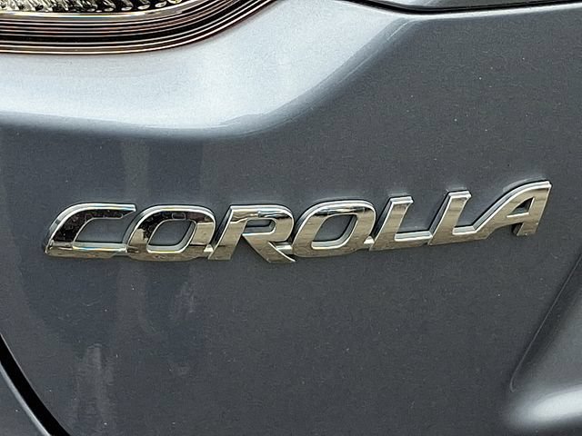 Used 2022 Toyota Corolla LE FWD image 4