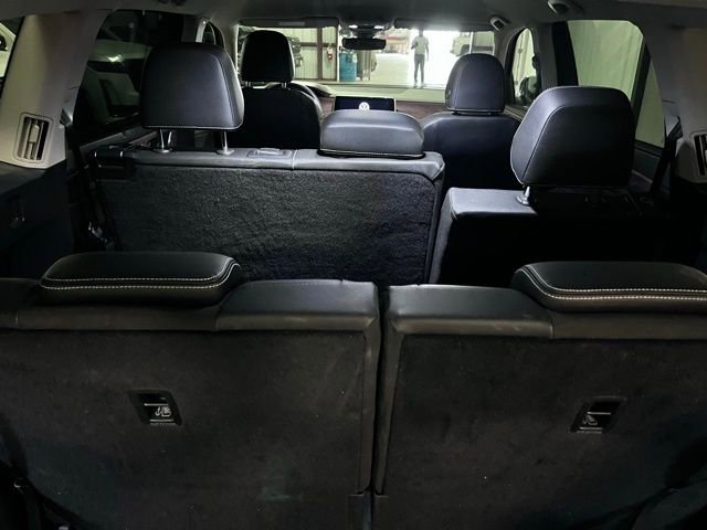 Used 2025 Volkswagen Atlas SE FWD image 5