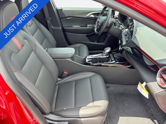 New 2026 Chevrolet Trax RS w/ Sunroof Package FWD image 25